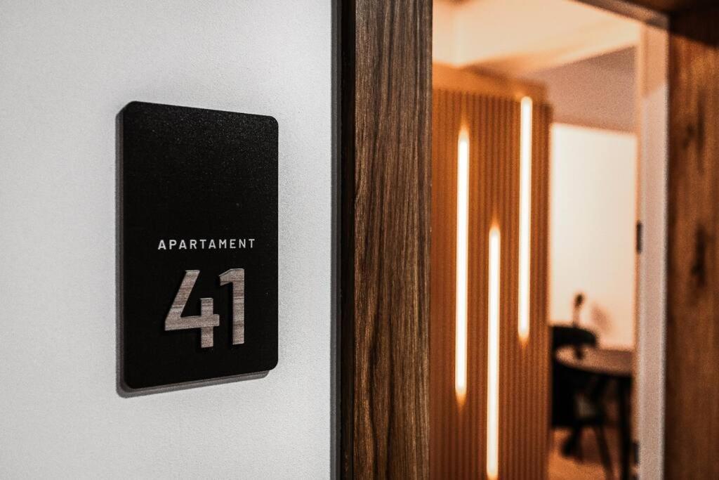 Maximapartment Braşov Buitenkant foto